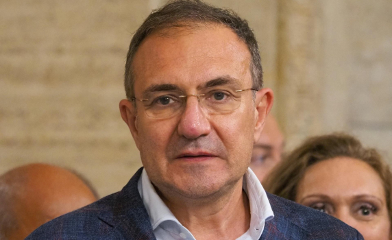 Гуцанов: Младежката безработица намалява, ще има и нови програми за борба с нея
