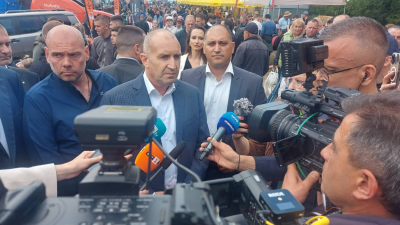 Радев поздрави хората от протеста срещу еврото и заговори за нова политическа алтернатива