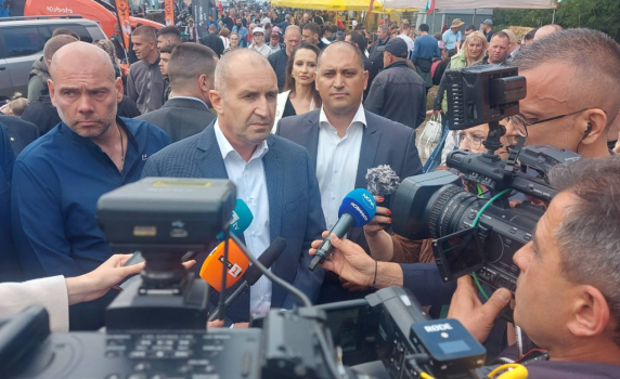 Радев поздрави хората от протеста срещу еврото и заговори за нова политическа алтернатива