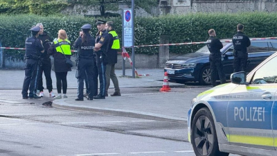 Българка наръга с нож минувачи в Мюнхен, полицията я застреля