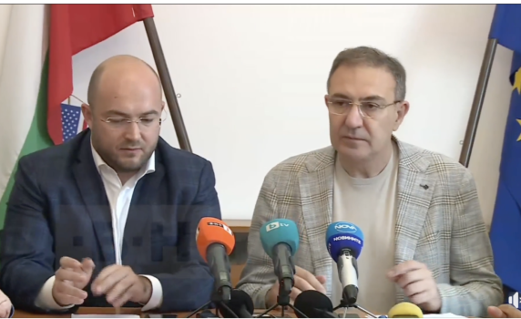 Разкриха още "стаи на ужасите". Извънреден брифинг на социалния и правосъден министър