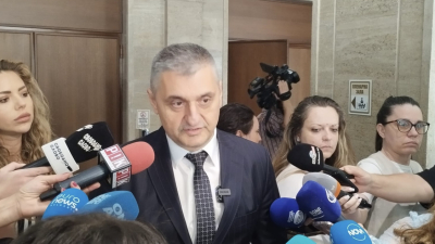 Кирил Добрев: Предлагаме пълна забрана на тротинетките