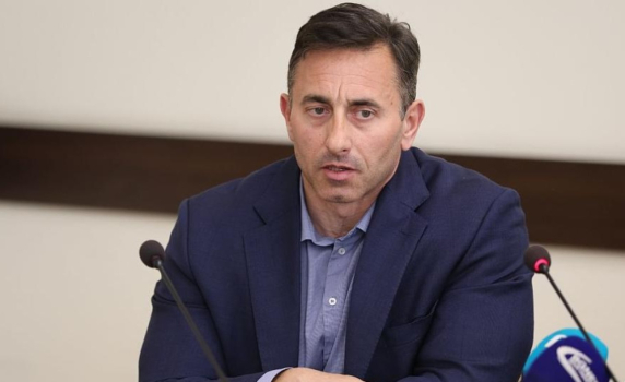 Шефът на НАП даде заден: Имало скок на цените на определени стоки в определен регион. Вчерашните данни били ''сурови''