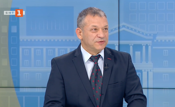 Димитър Гърдев: САЩ се опитват на наложат мир чрез сила. Международното право е компрометирано