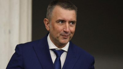 Ивайло Вълчев пред БГНЕС: Орбан лично нареди българските поправки на доклада на Вайц за Северна Македония да бъдат блокирани