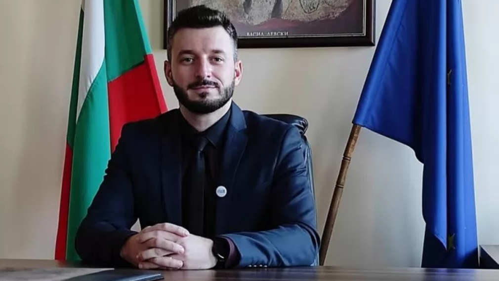 Кметът на Илинден: Кирил Петков ме заплаши с духовно унищожение, защото се познава лично с патриарха