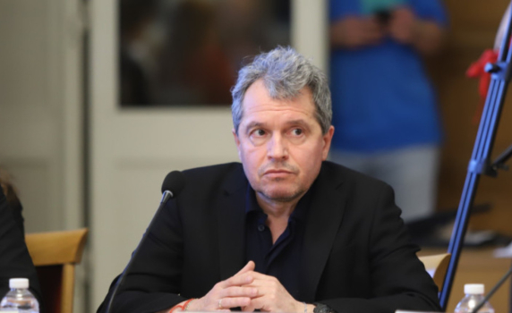 Тошко Йорданов се извини на младите лекари, но думите му били извадени от контекста