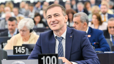 "Македонска идентичност" и "македонски език" са махнати от проектодоклада за напредъка на РСМ