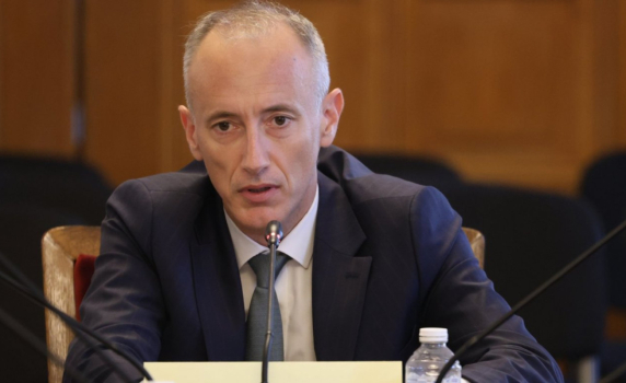 Красимир Вълчев: „Религия“ няма да е задължителна, въвеждаме „Добродетели и етика“