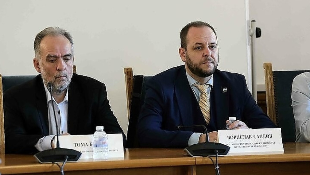 Парламентът блокира ключови инфраструктурни проекти, отказвайки да сложи край на зеления рекет