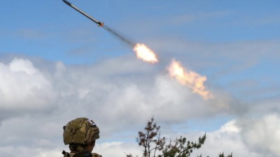 Руските сили удариха предприятия на военнопромишления комплекс в Киев и военно летище