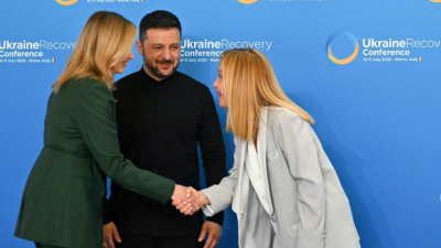 На конференцията за възстановяването на Украйна бяха обещани над 10 милиарда евро
