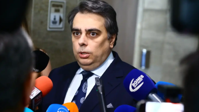 Асен Василев е депутатът в ОПГ-то на Благомир Коцев - 5% от сумата на обществените поръчки трябвало да отидат за него