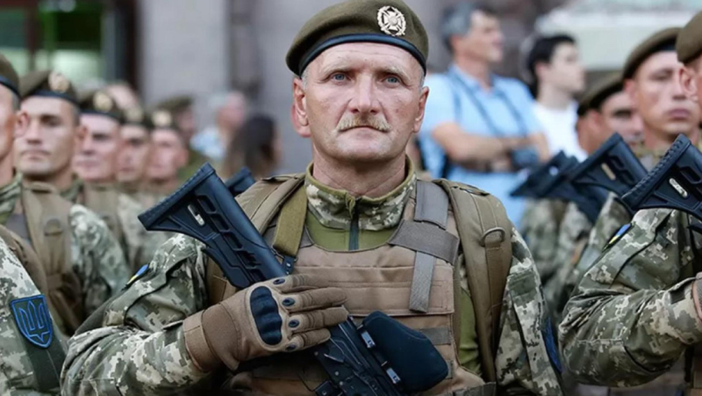 Украйна ще мобилизира и мъже над 60 години, реши парламентът
