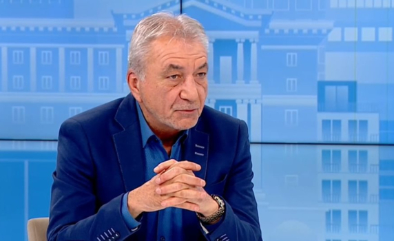 Карадимов: КЗК издаде решение, с което обвинява "Лукойл" в изкривяване на пазара на бензин и дизел