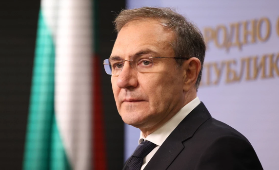 Борислав Гуцанов: В момента се правят 81 ремонта на всички домове за стари хора в страната