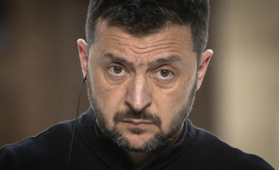 Арести и десетки обиски на антикорупционни служители в Украйна