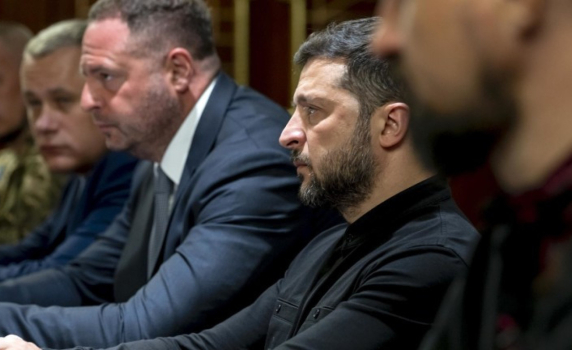 Politico: Коварният враг на Украйна - собственото ѝ ръководство