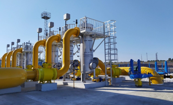 Украйна подписа споразумение с Азербайджан за доставка на газ през България