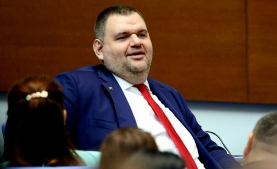 "Галъп-Ново начало" вдигна двойно рейтинга на Пеевски
