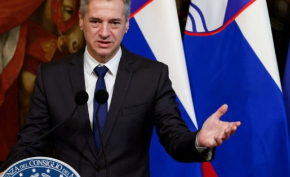 Словения наложи оръжейно ембарго на Израел