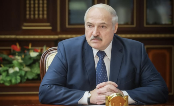 Лукашенко към Тръмп: Чуй се, заплашваш най-голямата ядрена сила в света, нелепо е