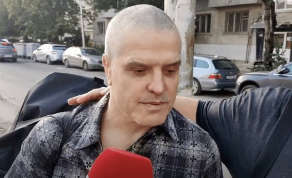 Интерпол продължава да издирва Брендо, независимо че е в затвора