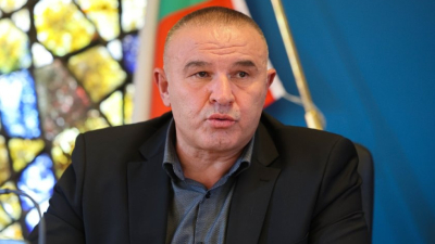 Шефът на щангите към Управителния съвет: Пеевски спира парите, ако ме отстраните от поста