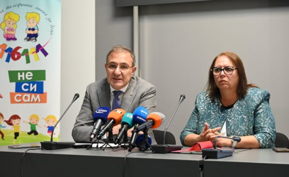 Борислав Гуцанов: Дизайнерската дрога е опасна - 1239 сигнала имаме, които касаят само деца