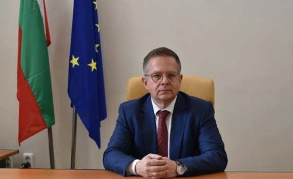 Очакваме около 32,8% спад в износа за САЩ заради новите мита, каза Дончо Барбалов