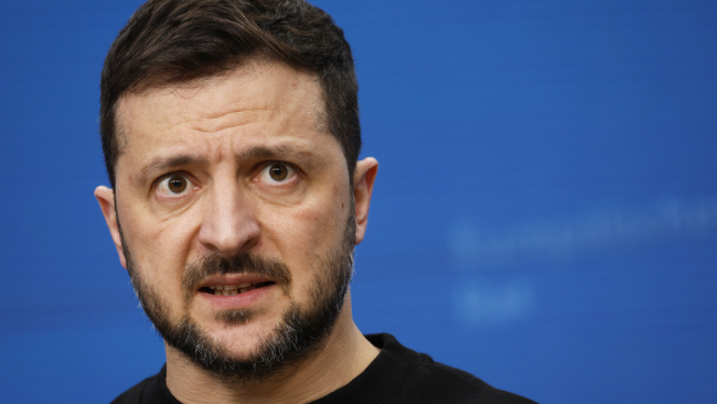 АП: Доверието в Зеленски нямалява