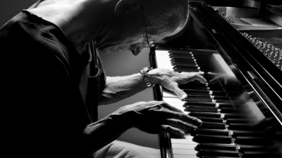Keith Jarrett Trio - I Fall In Love Too Easily