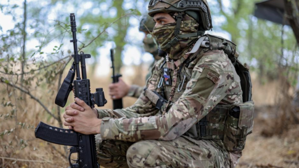 Руските войски са на около километър от Покровск | Glasove.com