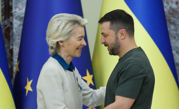 Зеленски помолил Фон дер Лайен да отиде с него на срещата му с Тръмп