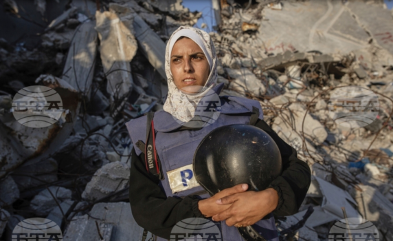 Международно осъждане и ужас от израелските удари срещу болница в ивицата Газа, спасители и журналисти