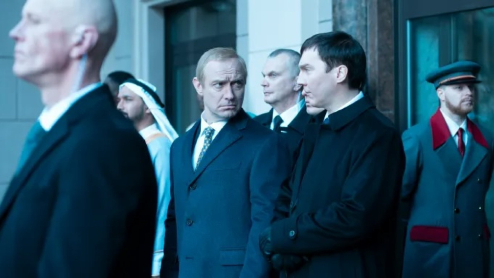 Джуд Лоу дебютира в ролята на Путин във филма "Магьосника от Кремъл" на фестивала във Венеция