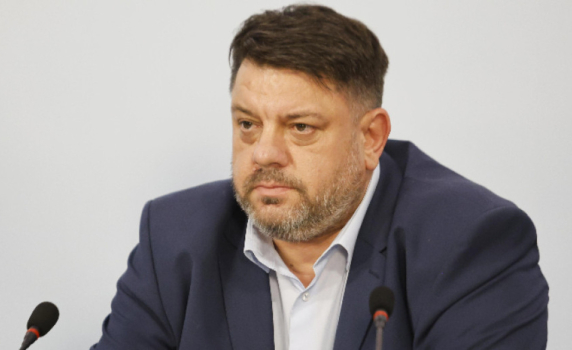 Атанас Зафиров: Няма да подавам оставка! Никакви реплики не съм разменял с Путин и Ким Чен Ун
