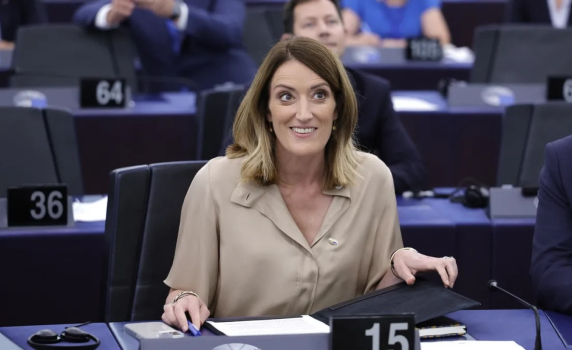 Европарламентът почете паметта на Джордж Флойд, но отхвърли искането за минута мълчание за Чарли Кърк