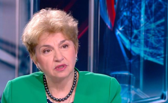 Плугчиева: Франция може да стане епицентър на дългова криза, прогнозите за Германия също не са никак добри