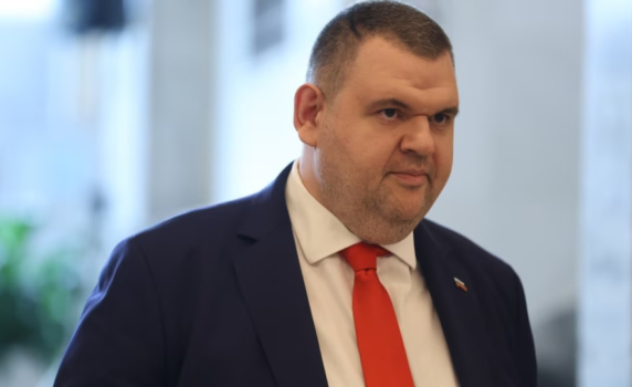 Пеевски: Г-н Борисов да си нареди на премиера да приключи темата с водата!