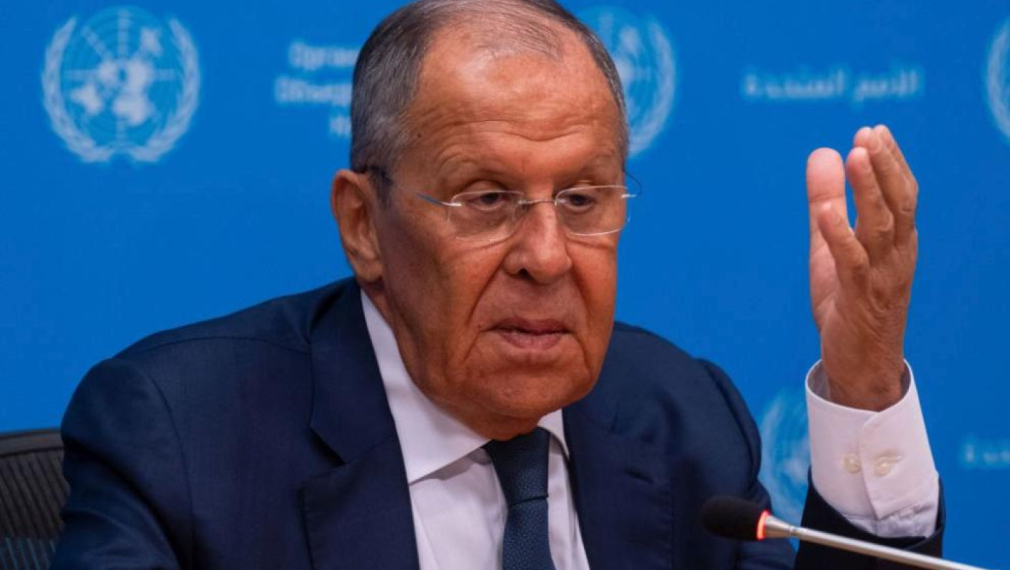 Лавров: НАТО и ЕС воюват срещу Русия