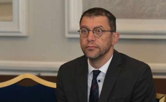 Йонко Грозев: Жалбите в съда в Люксембург няма да спрат присъединяването ни към еврозоната
