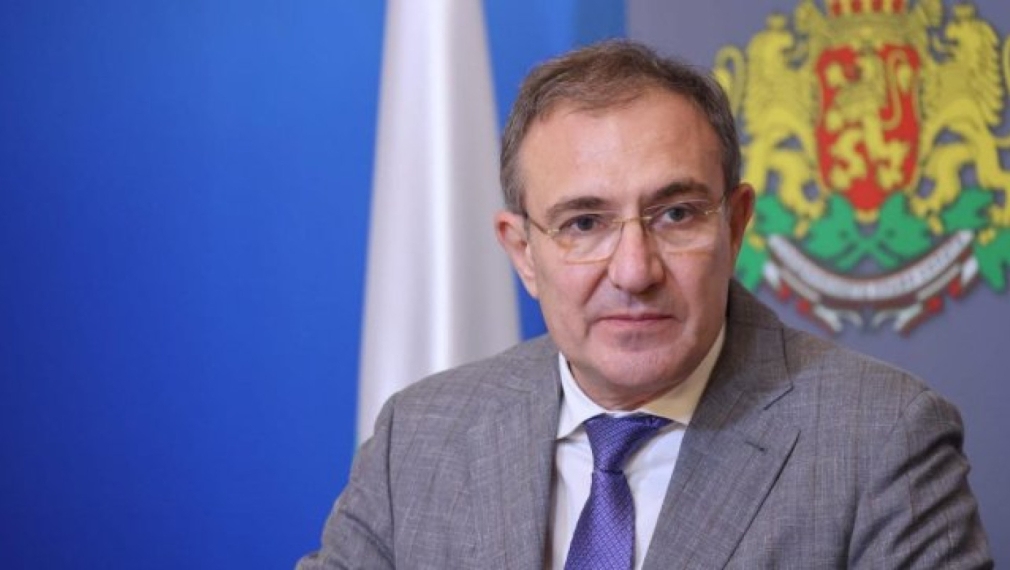 Борислав Гуцанов: Подадените заявления за „Избирам България“ вече са над 2000