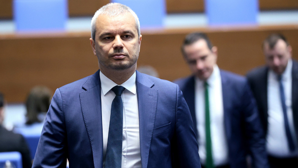 Костадинов: Борисов извършва  национално предателство и държавна измяна. Подавам сигнал в прокуратурата