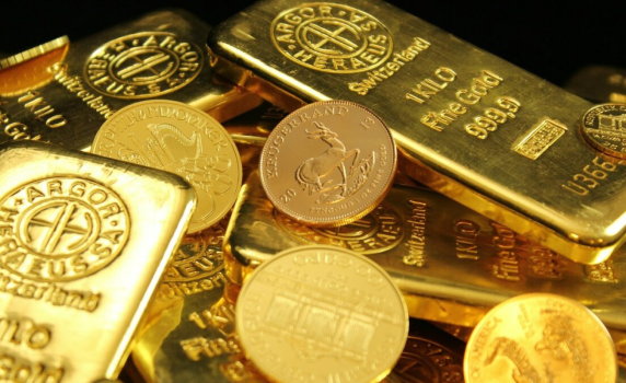 Златото прехвърли 4000 долара с нов исторически рекорд