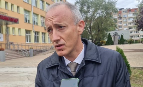 Красимир Вълчев иска забрана на социалните мрежи за деца под 15 години