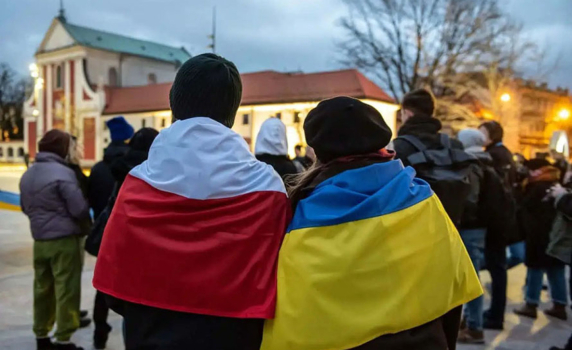 Полша обяви, че не може да приема повече украински бежанци