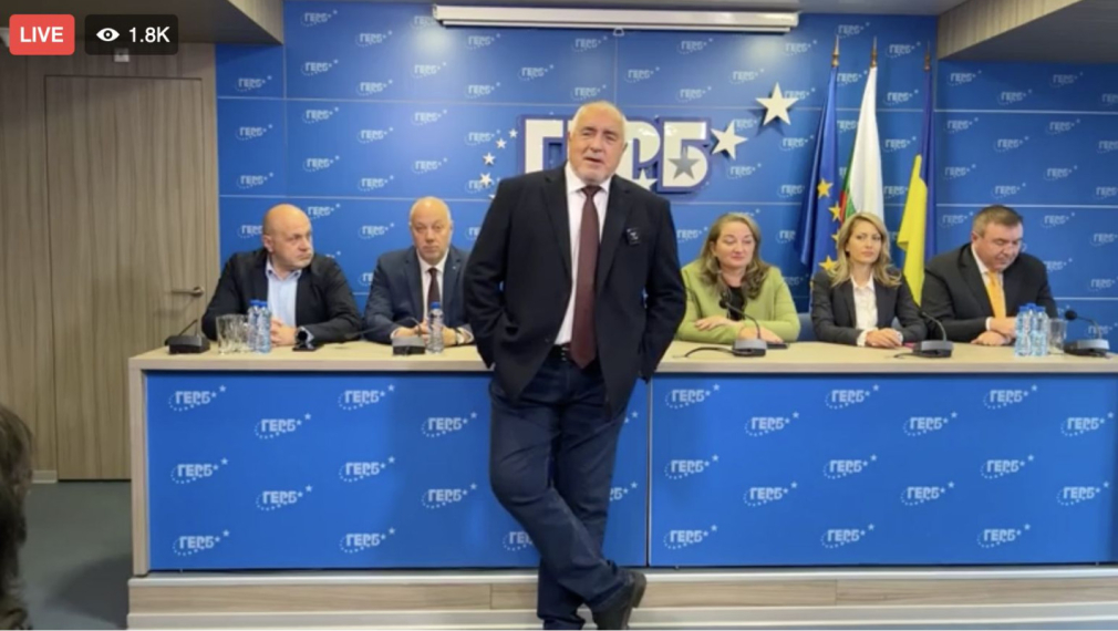Най-голямата заплаха за Борисов е всички да разберат, че е слуга на Пеевски