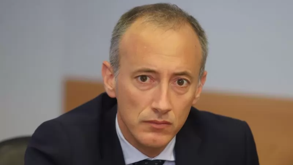Красимир Вълчев: Ученици от някои общности ходят на училище с ножове