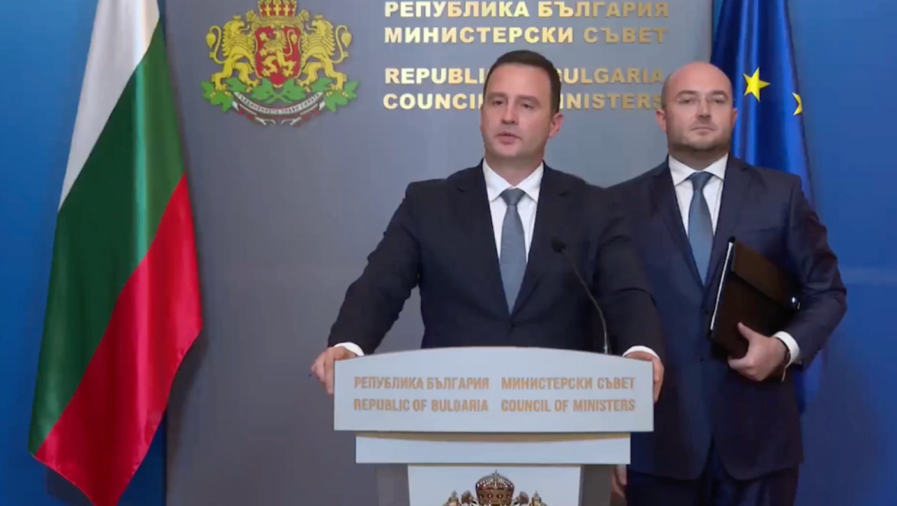 Министър Станков: Имаме ясен план за "Лукойл"